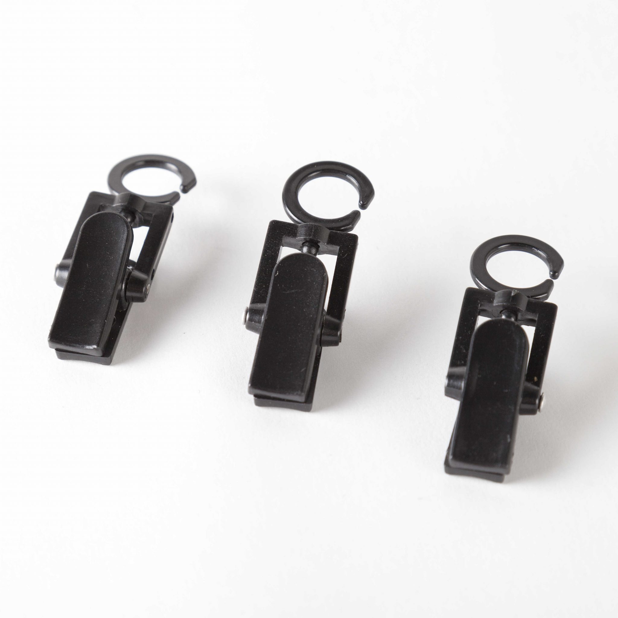 Hooks And Clips A Wide Variety The Display Centre