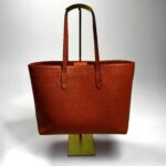 300142 Gold Handbag Stand (2)