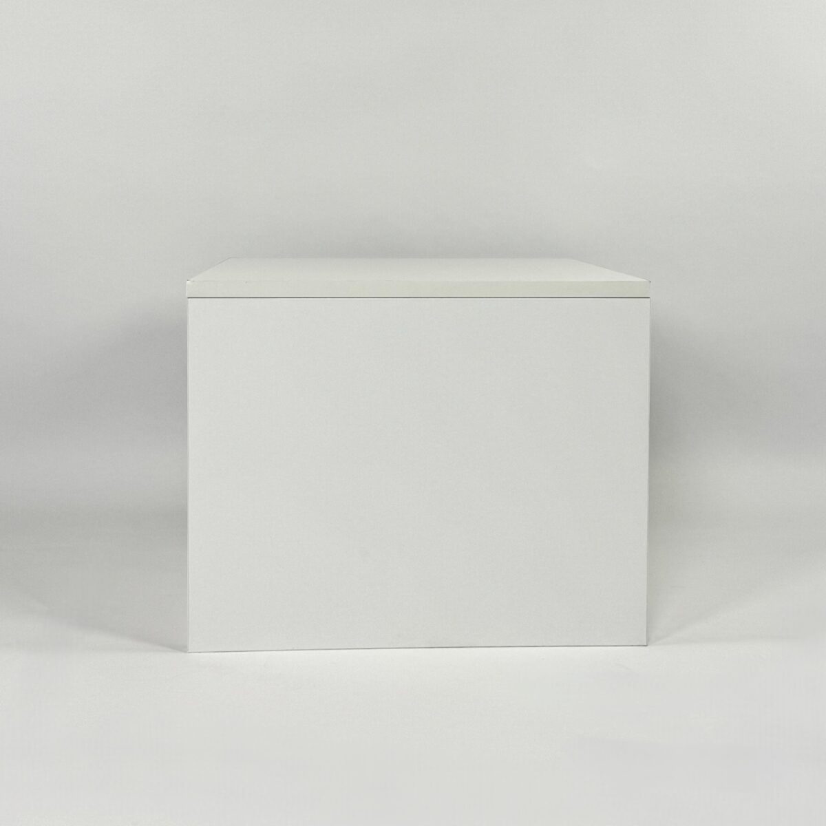 White Wooden Mannequin Plinth (500x500x400mm)