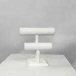 White leatherette bangle stand 361005P (4)